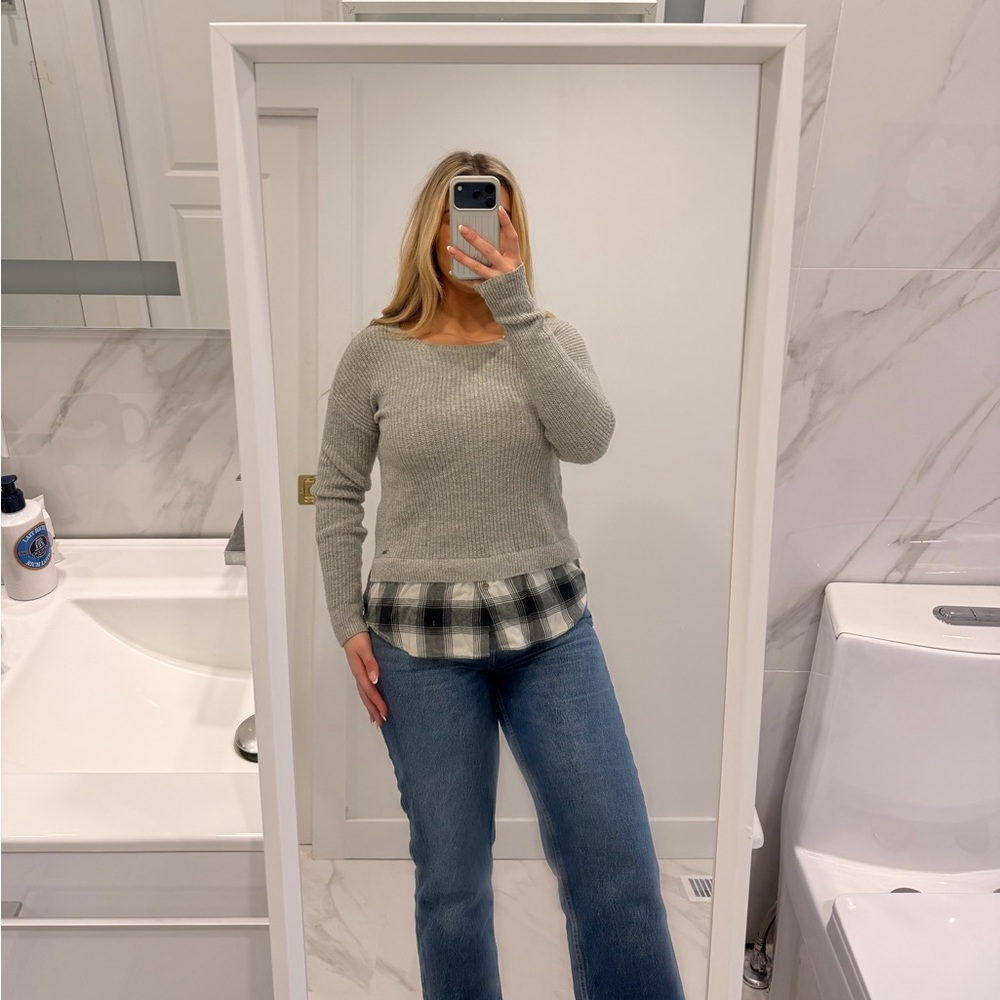 Womens Abercrombie Sweater